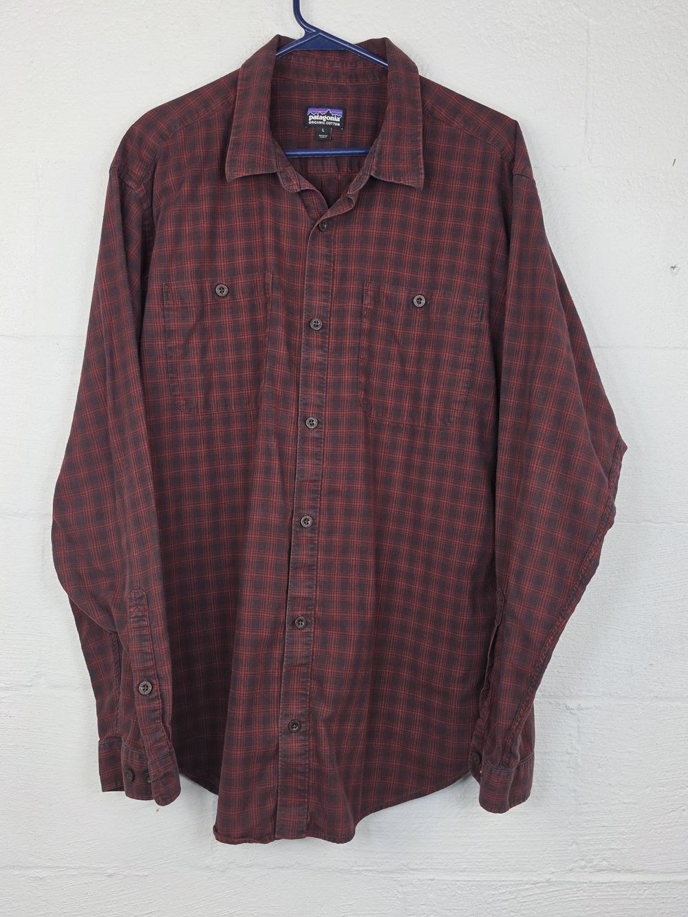 Patagonia Men's Dark Red Plaid Long-Sleeve Button-Down Shirt